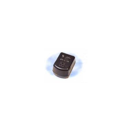Convertisseur de tension 230 V AC à 110 VAC -70W